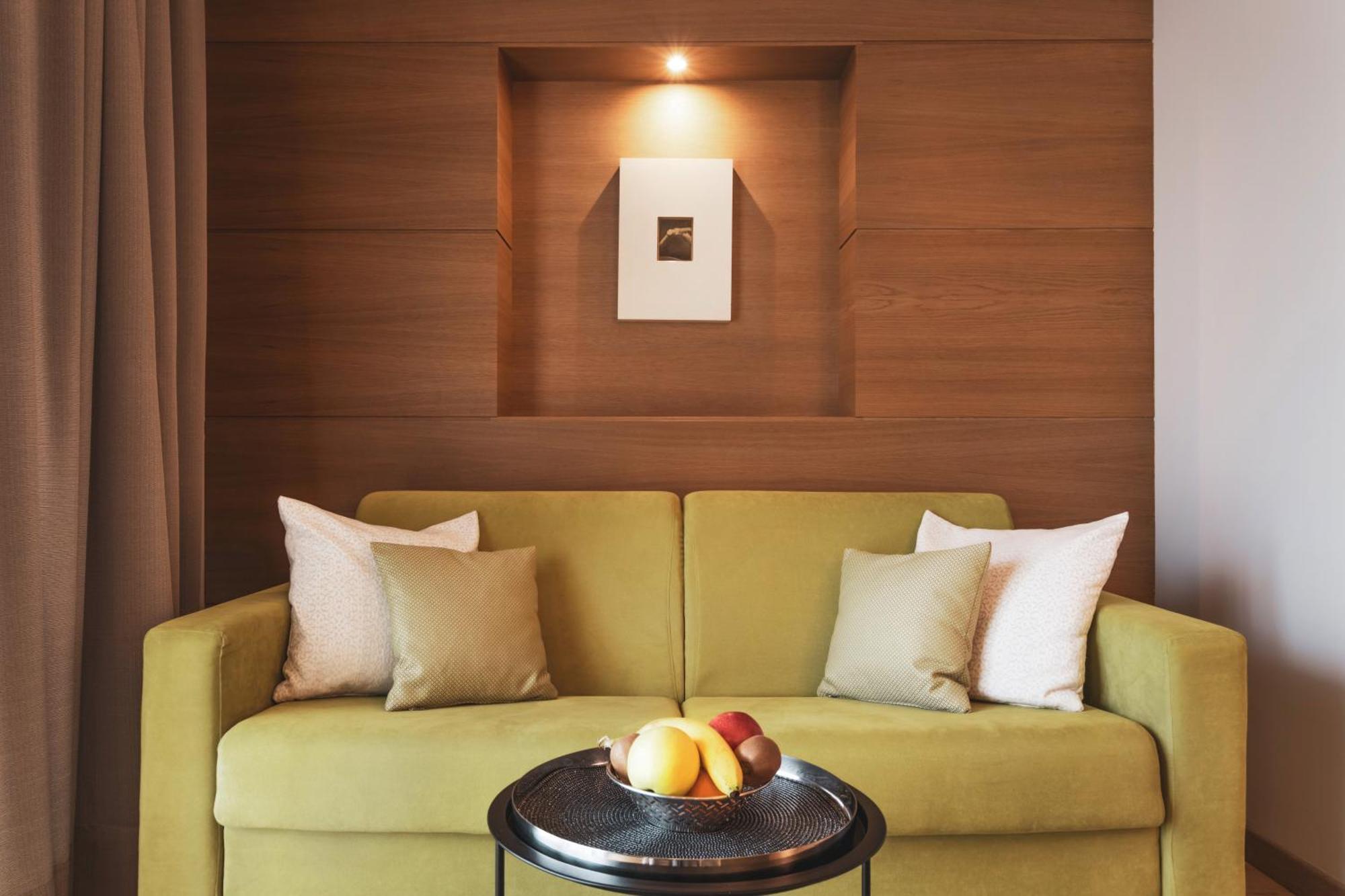 Art & Design Hotel Napura Терлано Стая снимка