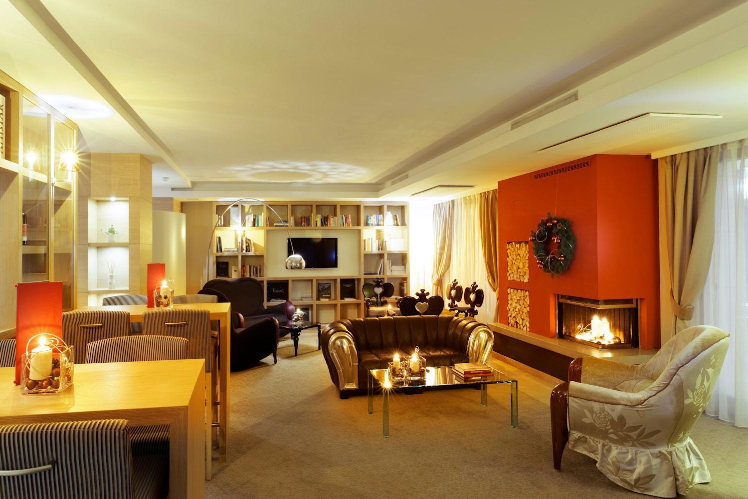 Art & Design Hotel Napura Терлано Екстериор снимка